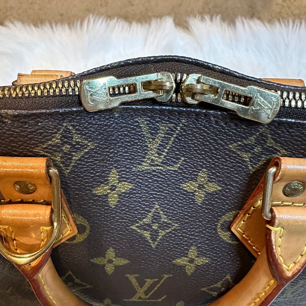 ❌SOLD❌ Authentic Louis Vuitton Monogram Alma PM Satchel - Picture 13 of 16